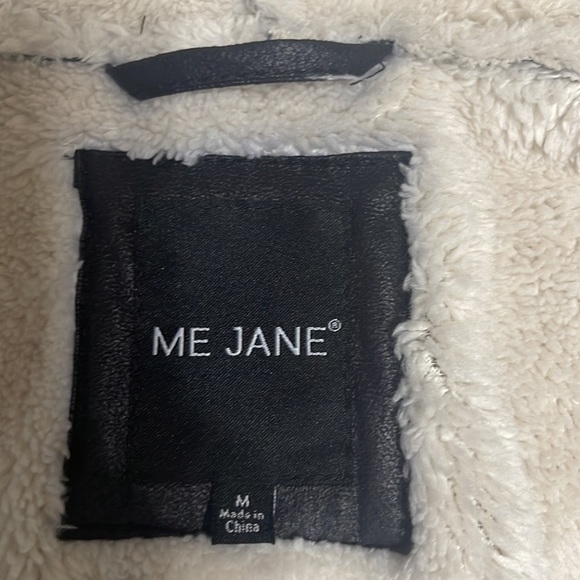 Vest warm cozy size medium - Picture 2 of 3